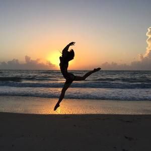 Meet your Posher, Lia